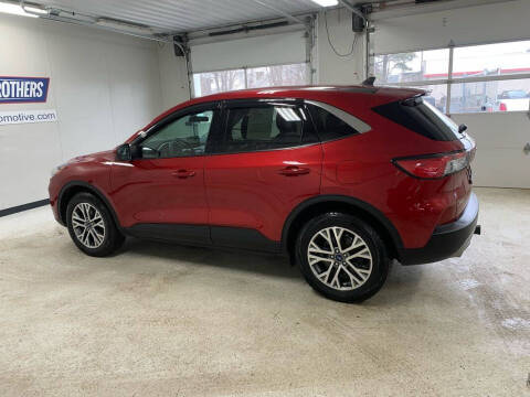 2022 Ford Escape SEL