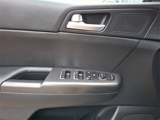 2022 Kia Sportage Nightfall