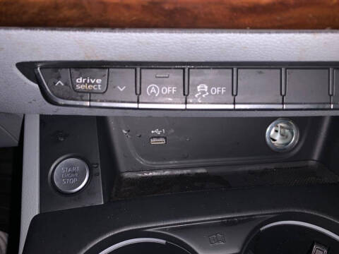 2019 Audi A4 quattro Premium 45 TFSI