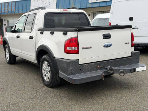 2009 Ford Explorer Sport Trac XLT