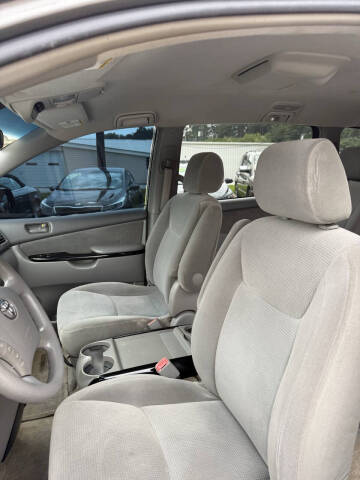 2005 Toyota Sienna CE 7 Passenger