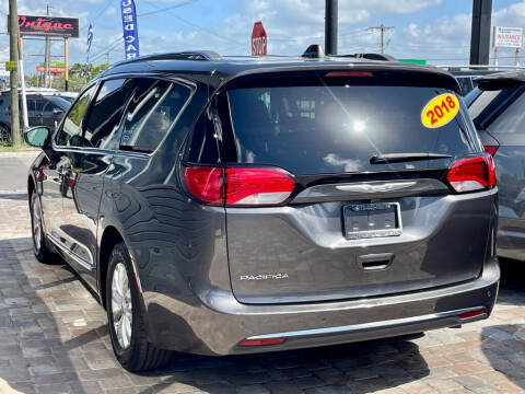 2018 Chrysler Pacifica Touring L