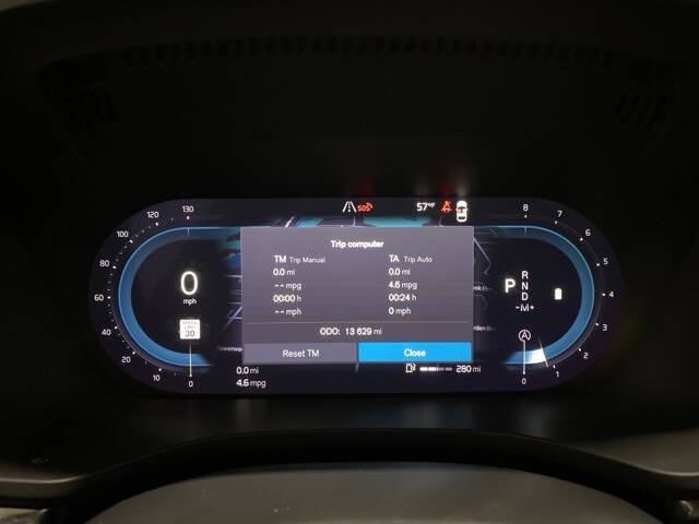 2025 Volvo XC60 B5 Plus Dark Theme