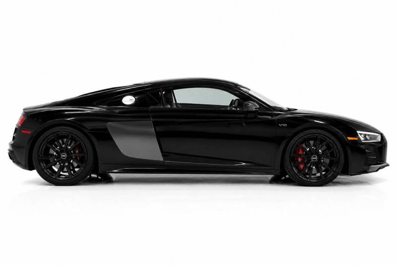 2022 Audi R8 5.2 V10 performance