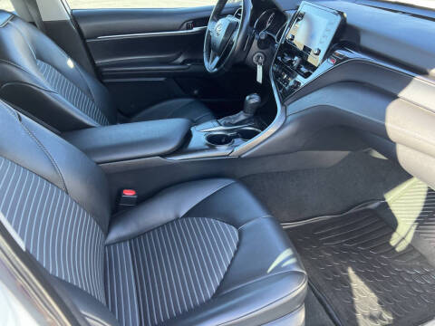 2023 Toyota Camry SE
