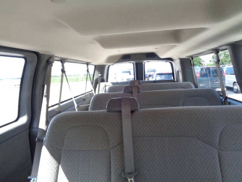 2017 Chevrolet Express LT 3500
