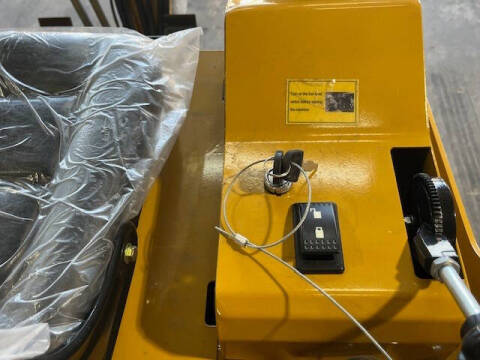 2024 AGT H15R MINI EXCAVATOR