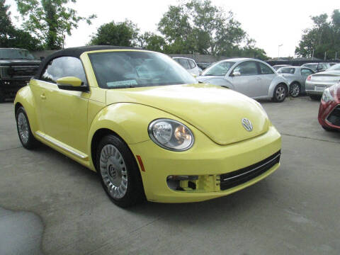 2015 Volkswagen Beetle Convertible for sale at Unique Plaza Auto Sales in Sacramento CA