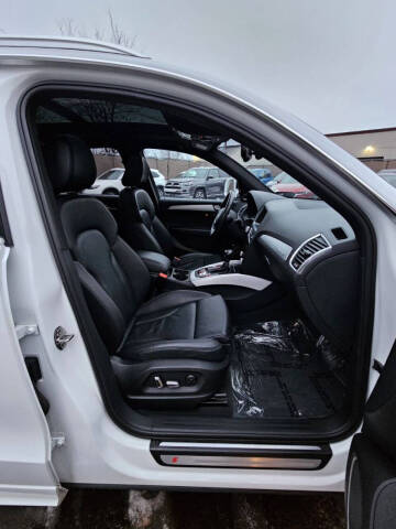 2017 Audi Q5 2.0T quattro Premium Plus