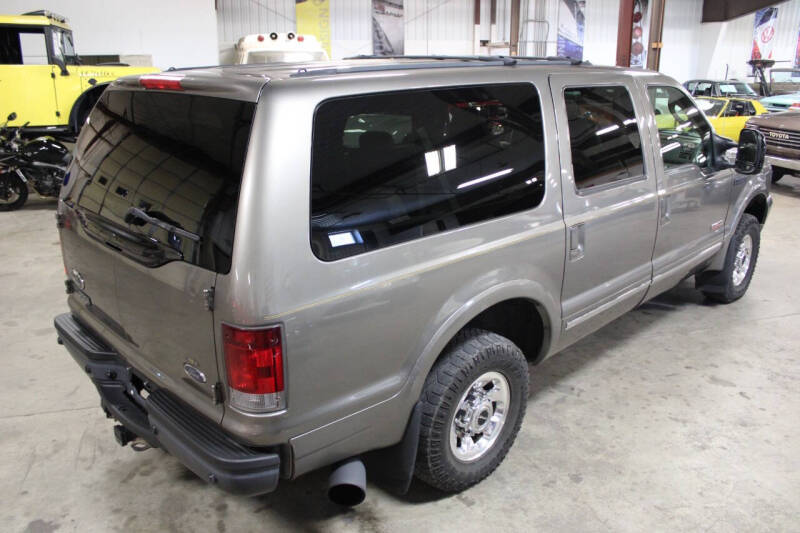 2004 Ford Excursion Limited