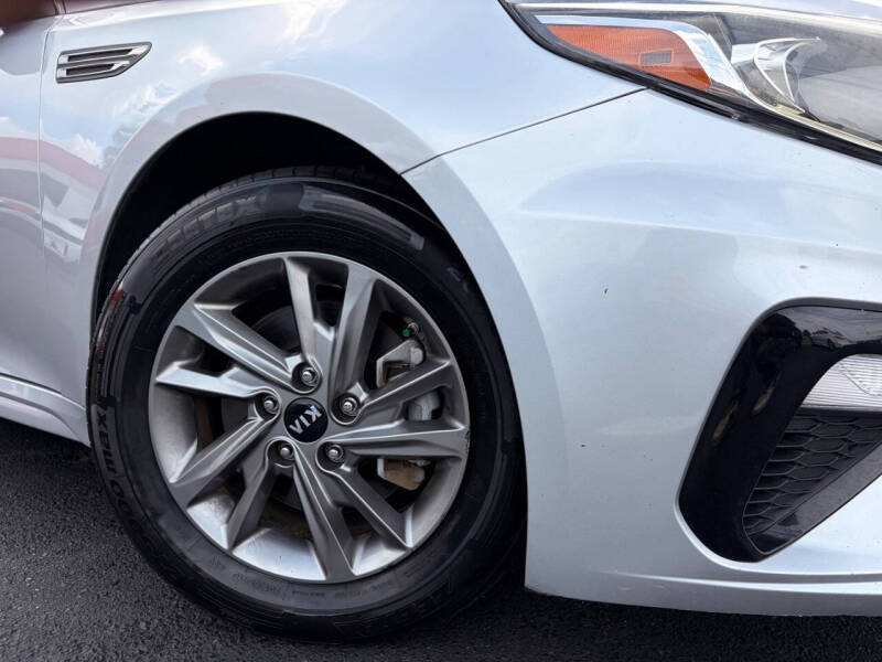 2019 Kia Optima LX