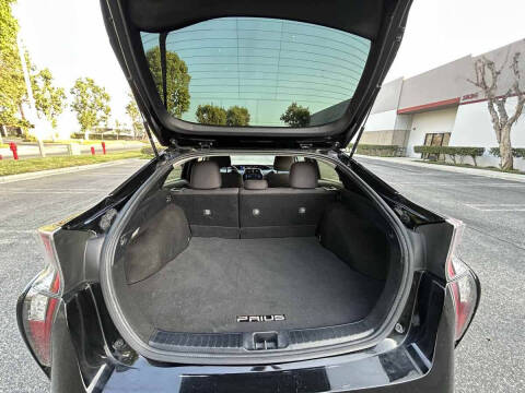 2016 Toyota Prius Three
