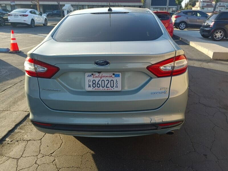2013 Ford Fusion Hybrid SE