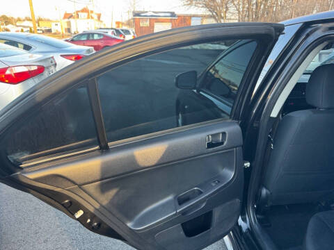 2016 Mitsubishi Lancer ES