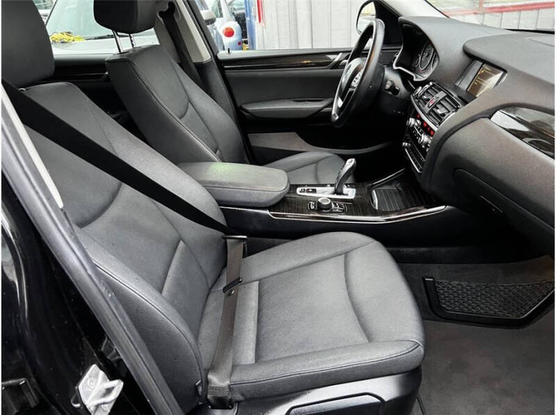 2017 BMW X3 sDrive28i