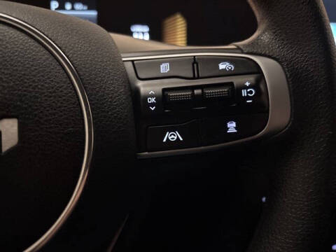2025 Kia K5 LXS