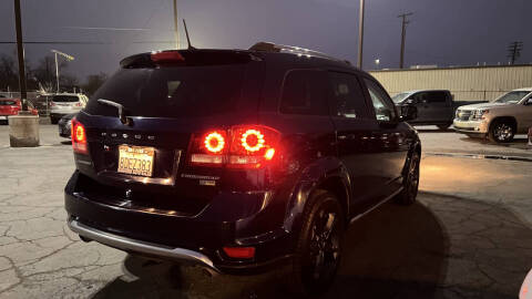 2019 Dodge Journey Crossroad