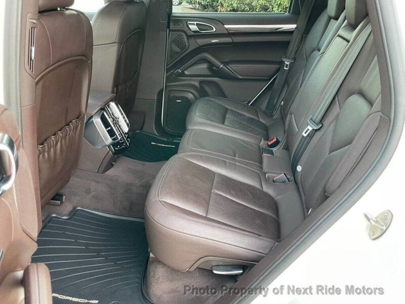 2011 Porsche Cayenne S