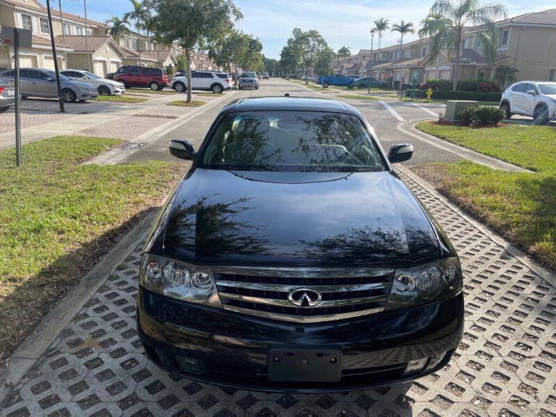 2004 Infiniti M45