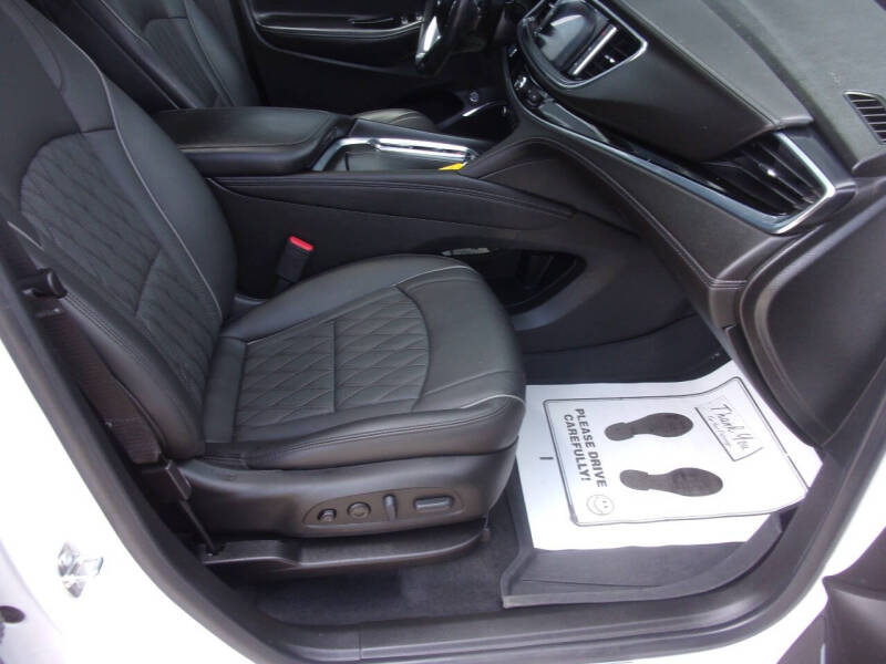 2023 Buick Enclave Avenir