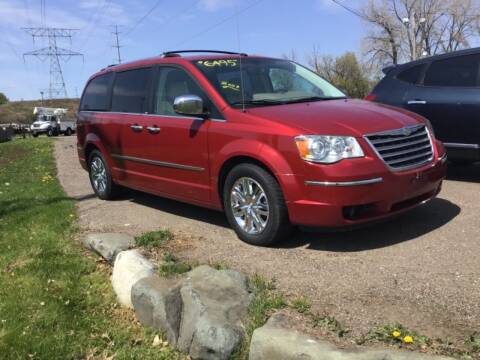 2009 Chrysler Town and Country for sale at Sparkle Auto Sales in Maplewood MN