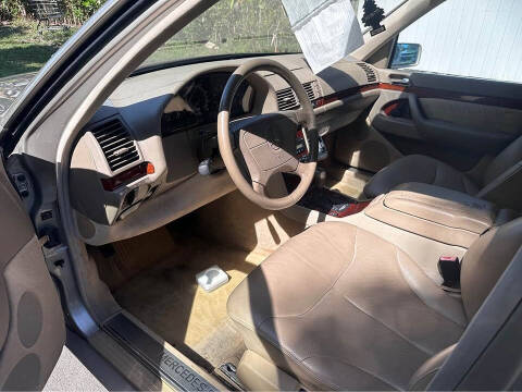 1997 Mercedes-Benz S-Class S 320 SWB