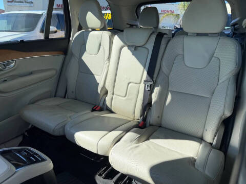 2016 Volvo XC90 T8 eAWD Inscription