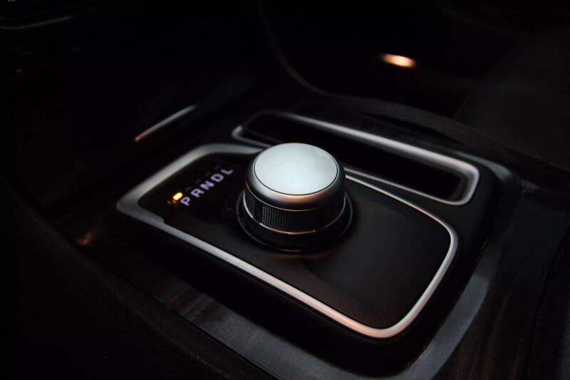 2015 Chrysler 300 Limited