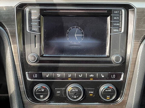 2016 Volkswagen Passat