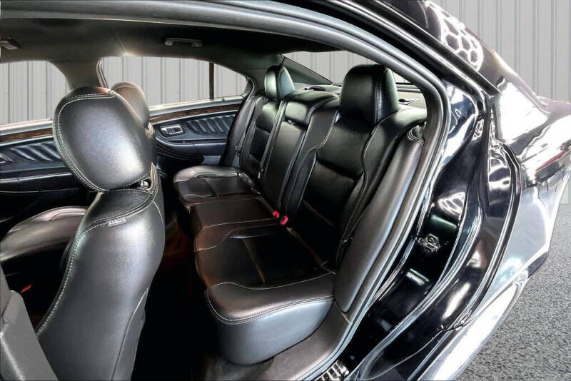 2018 Ford Taurus Limited