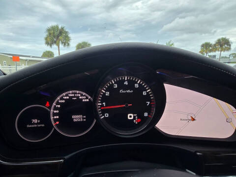 2017 Porsche Panamera Turbo