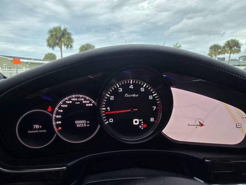 2017 Porsche Panamera Turbo