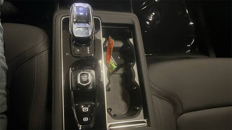 2026 Volvo XC90 B6 Plus 7P