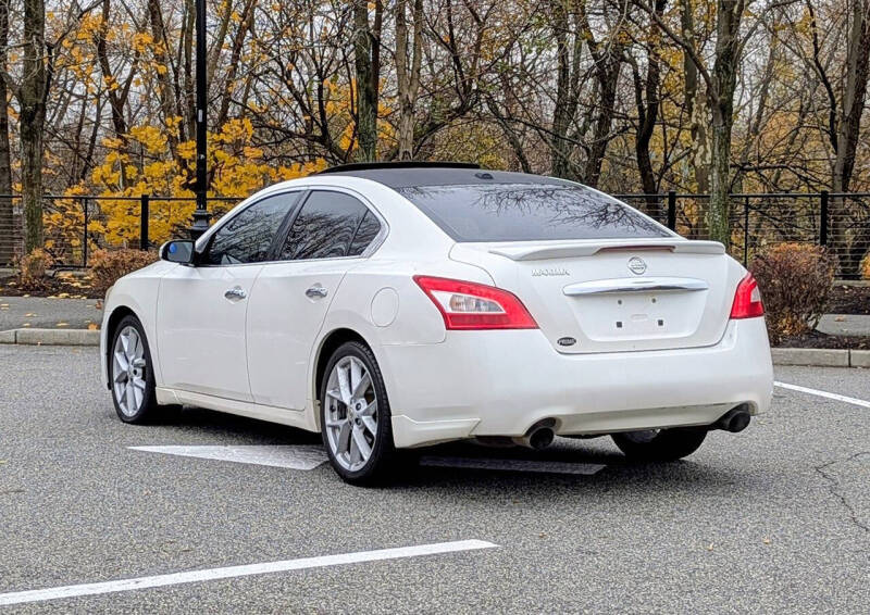 2010 Nissan Maxima 3.5 SV