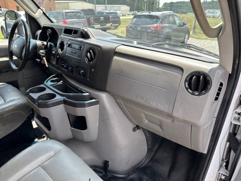 2019 Ford E-Series