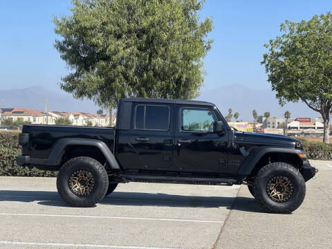 2020 Jeep Gladiator Sport