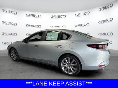 2019 Mazda Mazda3 Sedan Select