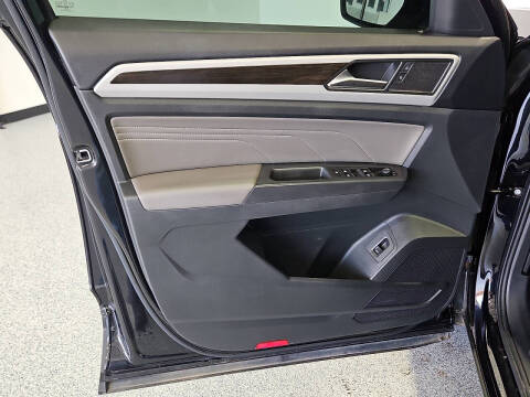 2023 Volkswagen Atlas V6 SE