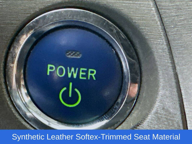 2014 Toyota Prius Plug-in Hybrid Advanced