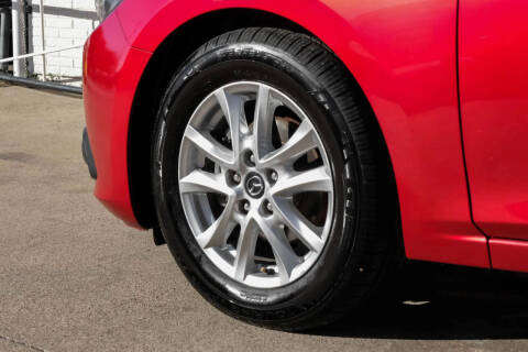 2015 Mazda MAZDA3 i Grand Touring