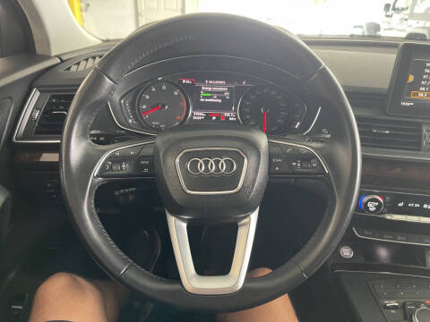 2020 Audi Q5 quattro Premium 45 TFSI