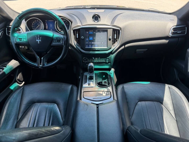 2014 Maserati Ghibli