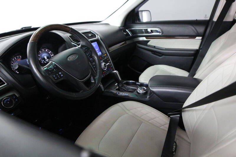 2018 Ford Explorer Platinum