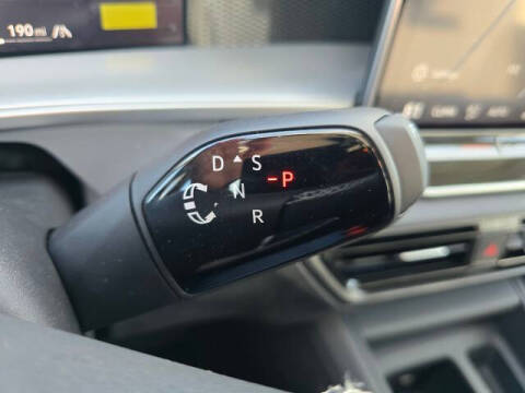 2025 Volkswagen Tiguan SE 4Motion