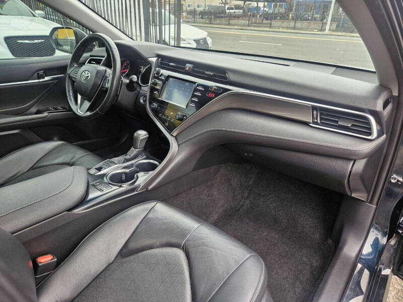 2018 Toyota Camry XSE