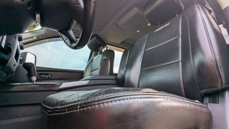 2015 Nissan Titan