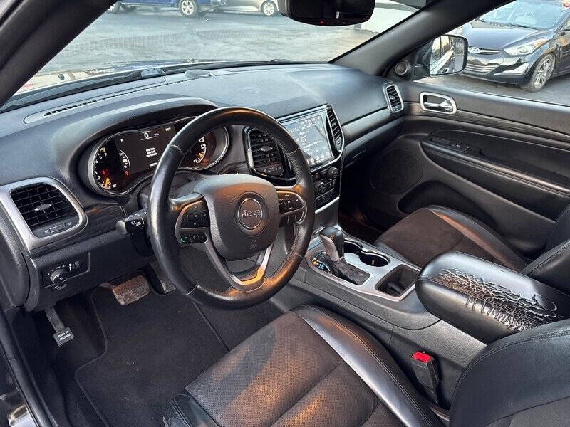 2019 Jeep Grand Cherokee Laredo