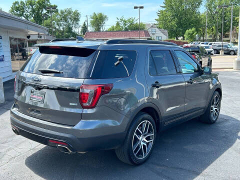 2017 Ford Explorer Sport