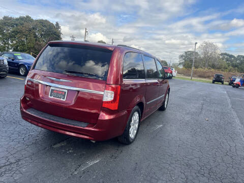 2015 Chrysler Town and Country Touring
