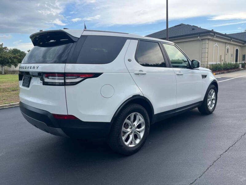 2020 Land Rover Discovery SE